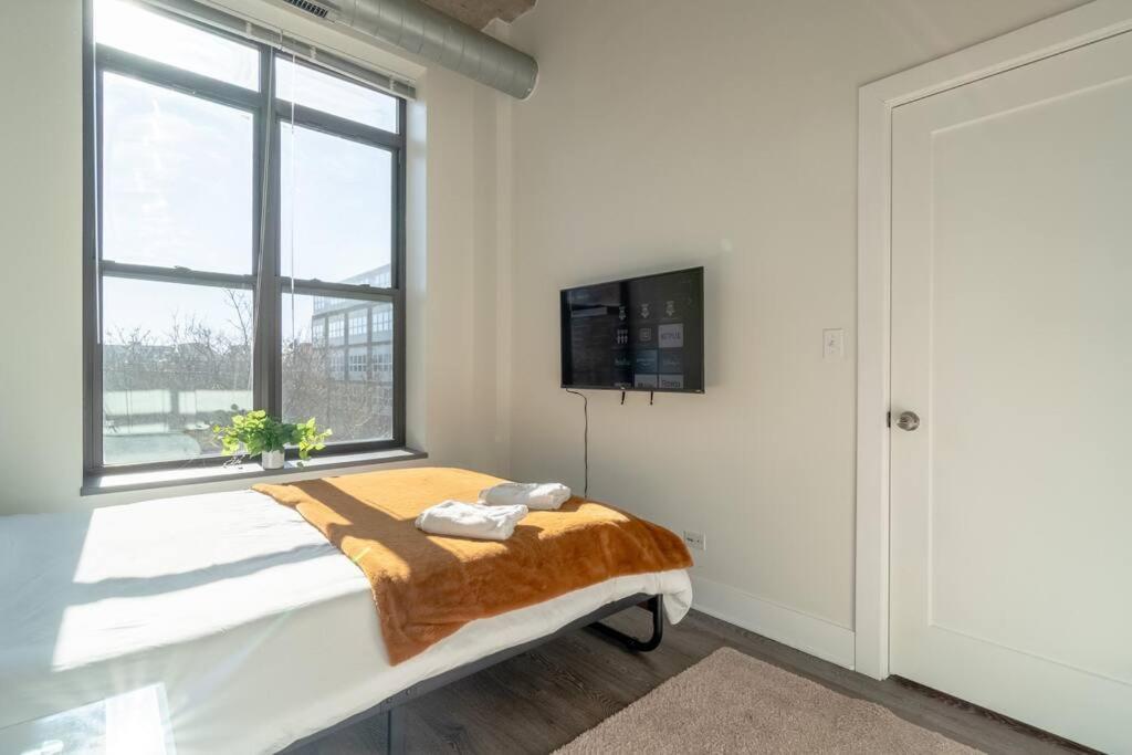 Mccormick Place 2Br Stylish Suite With Optional Parking And Gym For Up To 8 Guests Near Soldier Field And Grant Park שיקגו מראה חיצוני תמונה