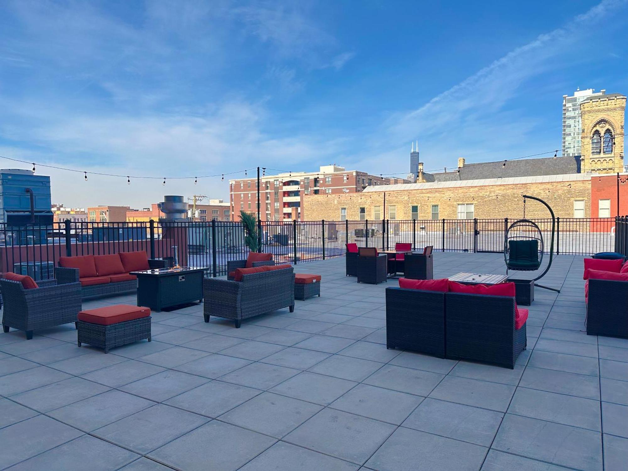 Mccormick Place 2Br Stylish Suite With Optional Parking And Gym For Up To 8 Guests Near Soldier Field And Grant Park שיקגו מראה חיצוני תמונה